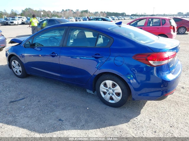 KIA FORTE LX 2017 3KPFL4A75HE143761 Image 3
