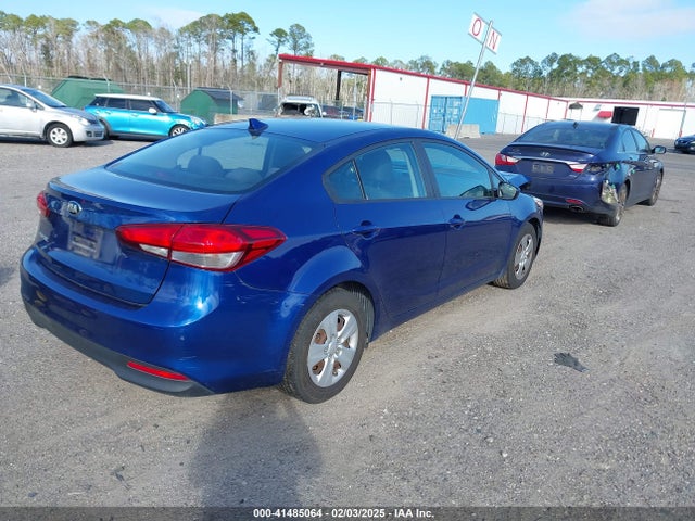 KIA FORTE LX 2017 3KPFL4A75HE143761 Image 4