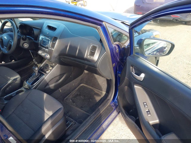 KIA FORTE LX 2017 3KPFL4A75HE143761 Image 5