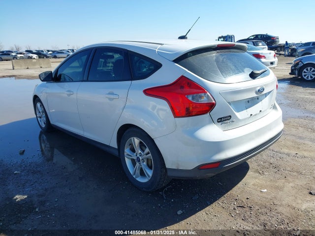 Ford FOCUS SE 2014 1FADP3K29EL336075 Image 6