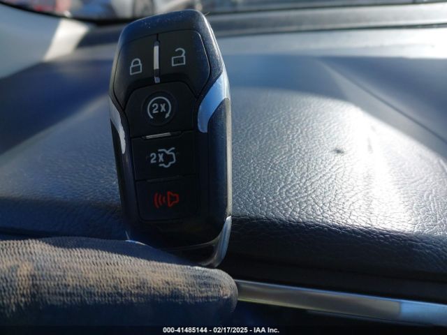 2FMTK3K95FBC33105 Ford Edge Titanium