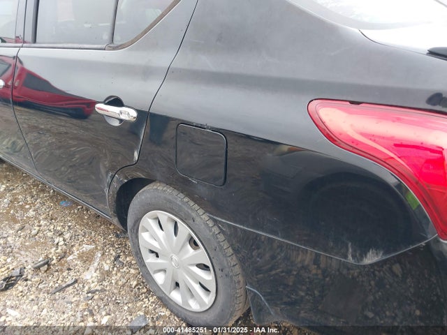 3N1CN7AP9HL904479 Nissan Versa 1.6 Sv