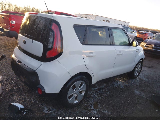 KNDJN2A28G7857668 KIA Soul