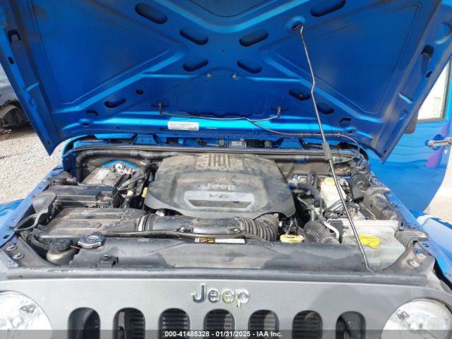 1C4BJWDG8FL581819 Jeep Wrangler Unlimited Freedom Edition