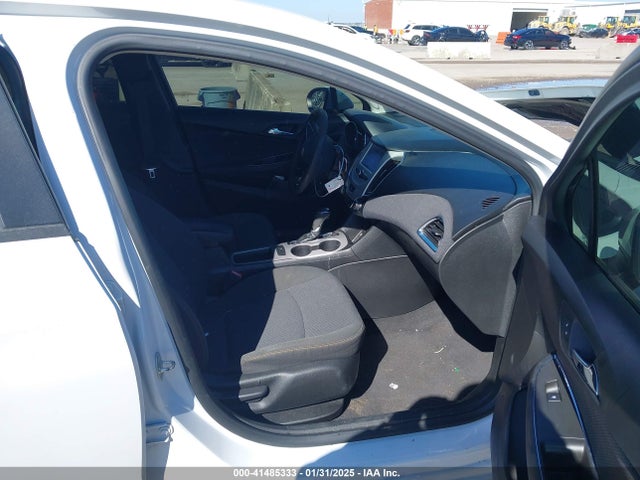 1G1BC5SM6J7214781 Chevrolet Cruze Ls Auto