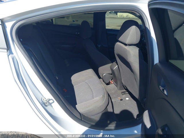 1G1BC5SM6J7214781 Chevrolet Cruze Ls Auto