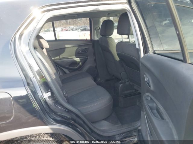 KL7CJKSBXLB032383 Chevrolet Trax Fwd Ls