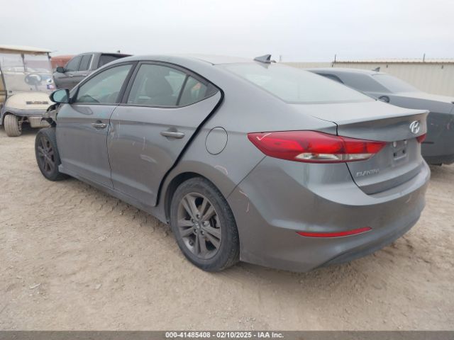 5NPD84LF7JH319255 Hyundai mpi nu
