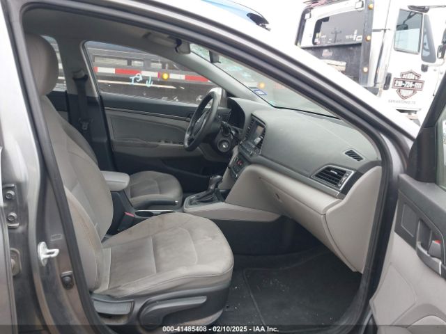 5NPD84LF7JH319255 Hyundai mpi nu