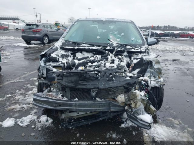 4S3BWAF68P3010213 Subaru Legacy Premium