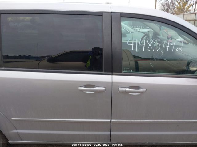 2C4RDGBG6ER380201 Dodge Grand Caravan Se