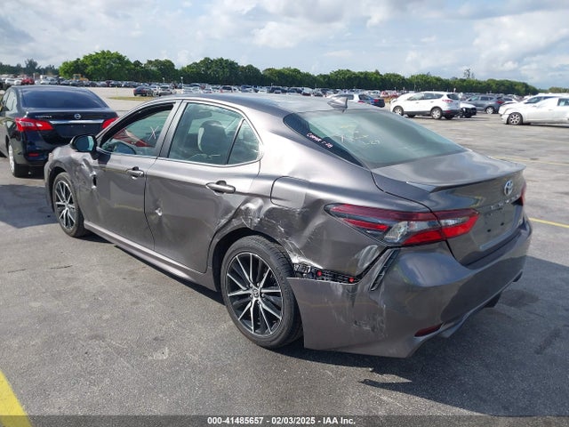 Toyota CAMRY SE 2024 4T1G11AK7RU895179 Image 3