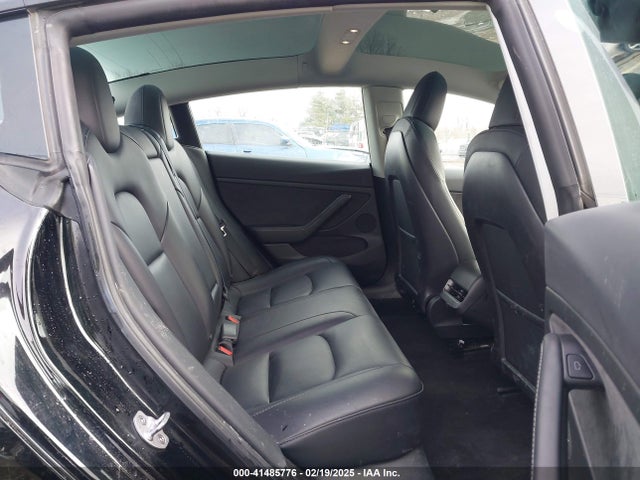 2023 TESLA MODEL 3 5YJ3E1EA5PF452558 Photo 7