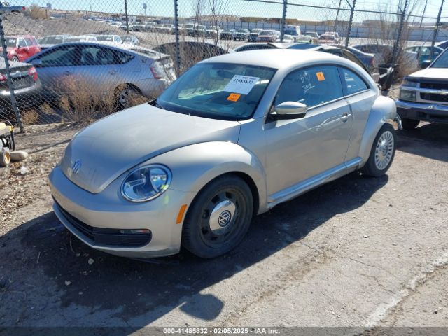 2013 VOLKSWAGEN BEETLE 3VWHX7AT0DM663696 Photo 1