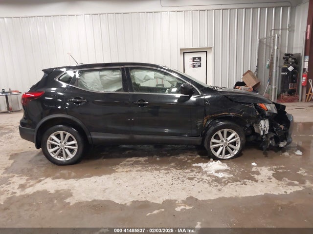 Auction sale of the 2018 Nissan Rogue Sport S, vin: JN1BJ1CR9JW286034, lot number: 41485837