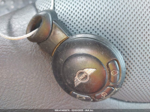 2009 MINI COOPER S WMWMF73559TT95298 Photo 10