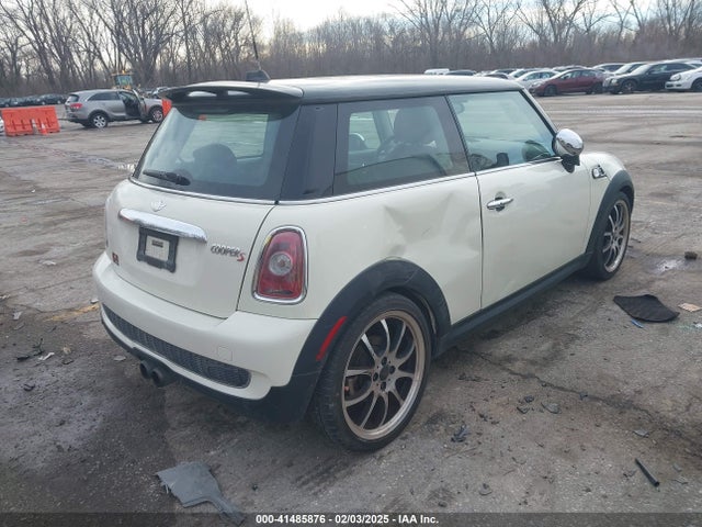 2009 MINI COOPER S WMWMF73559TT95298 Photo 3