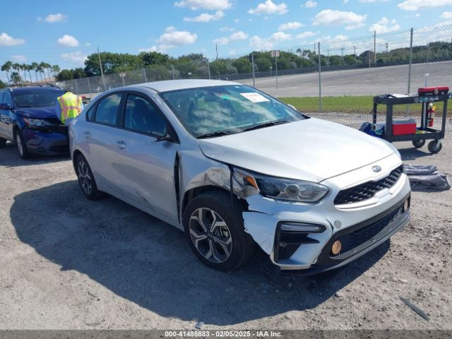 3KPF24AD3ME344920 KIA Forte Lxs