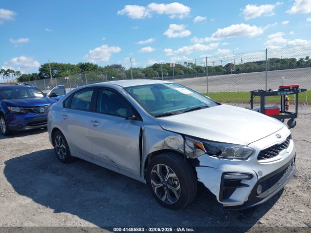 3KPF24AD3ME344920 KIA Forte Lxs