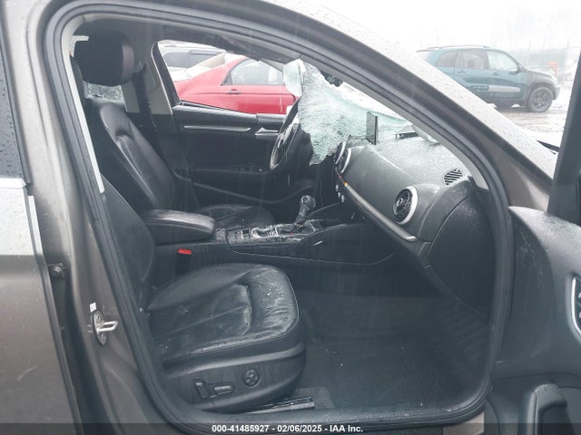2015 AUDI A3 WAUCJGFF2F1102608 Photo 4