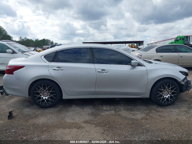 Nissan Altima 2.5 S 2018 1N4AL3AP5JC214917 Image 14