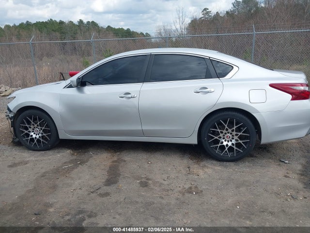 Nissan Altima 2.5 S 2018 1N4AL3AP5JC214917 Image 15