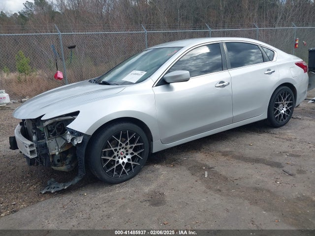 Nissan Altima 2.5 S 2018 1N4AL3AP5JC214917 Image 2