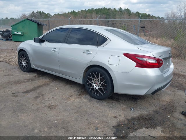 Nissan Altima 2.5 S 2018 1N4AL3AP5JC214917 Image 3