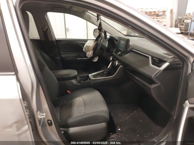 2T3P1RFVXMC156715 Toyota Rav4 Xle