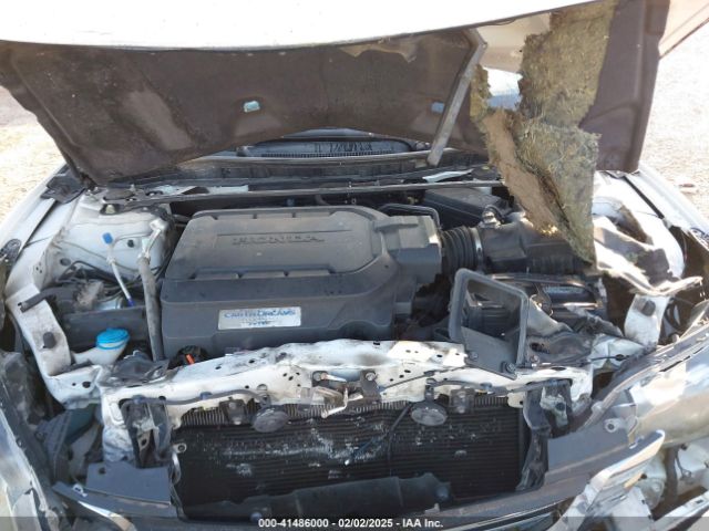 1HGCR3F8XFA031858 Honda Accord Ex-l V-6