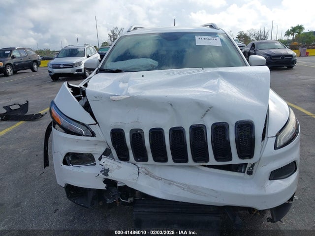 Jeep Cherokee Latitude 2016 1C4PJLCB3GW135247 Image 12