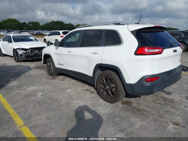Jeep Cherokee Latitude 2016 1C4PJLCB3GW135247 Image 3