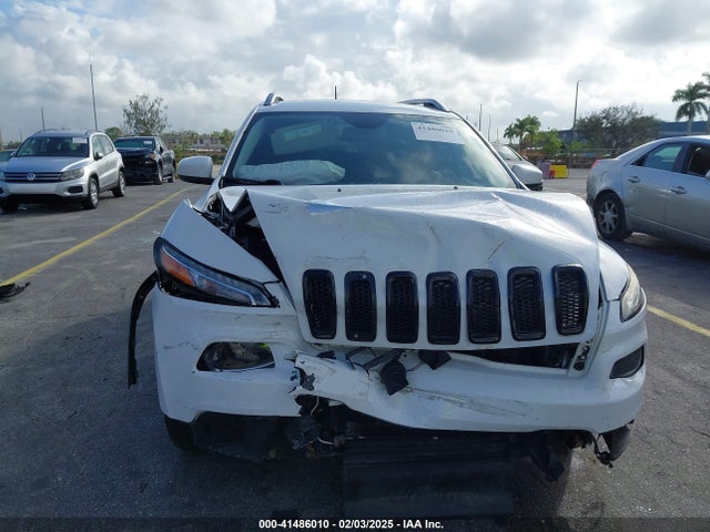 Jeep Cherokee Latitude 2016 1C4PJLCB3GW135247 Image 6