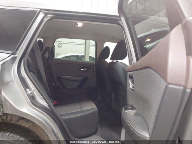 5N1AT3BB1MC818056 Nissan Rogue Sv Intelligent Awd