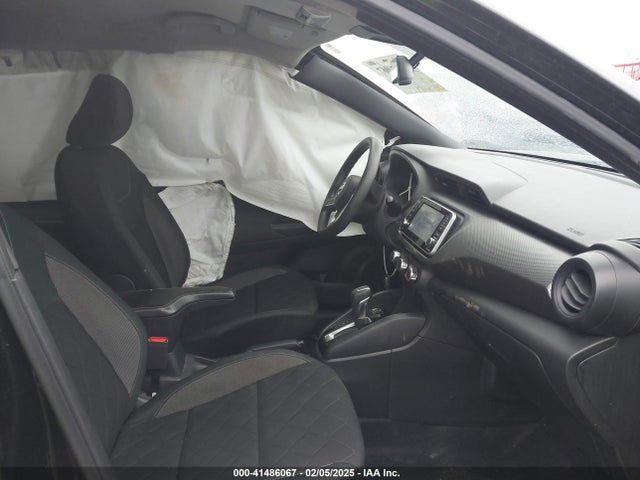3N1CP5BV1LL511418 Nissan Kicks S Xtronic Cvt