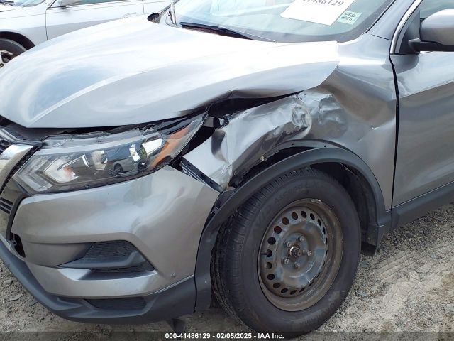 JN1BJ1CV0LW551925 Nissan Rogue Sport S Fwd Xtronic Cvt