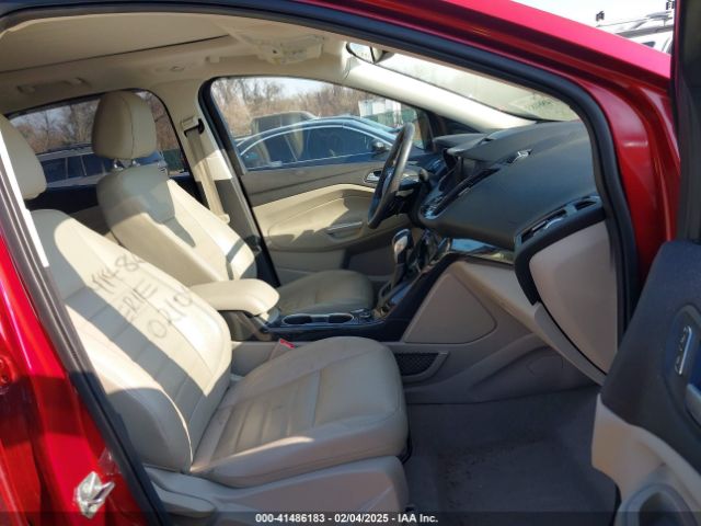 1FMCU9J96EUE47768 Ford Escape Titanium
