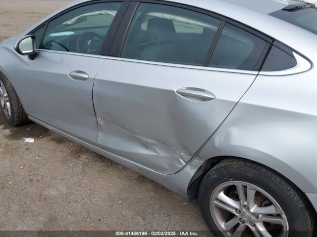 1G1BE5SM5H7252541 Chevrolet Cruze Lt Auto