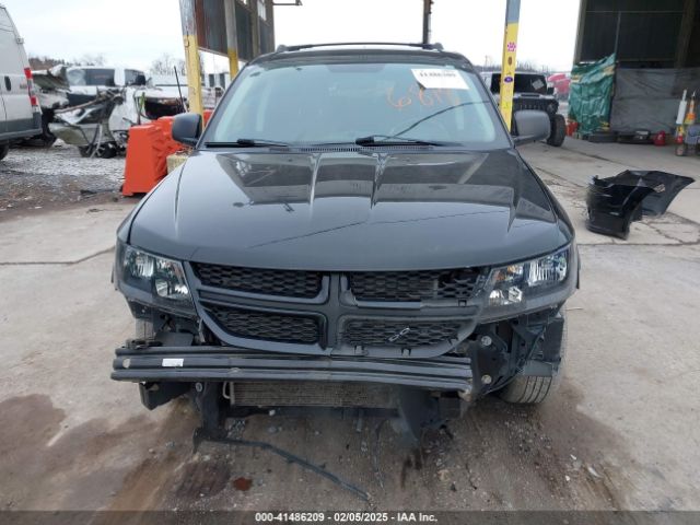 3C4PDCAB0JT236818 Dodge JOURNEY SE