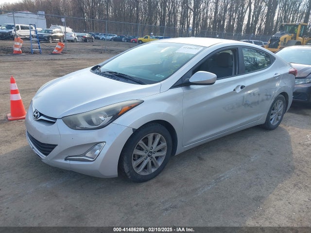 KMHDH4AE0FU284187 Hyundai ELANTRA SE