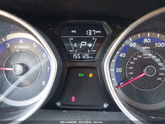KMHDH4AE0FU284187 Hyundai ELANTRA SE