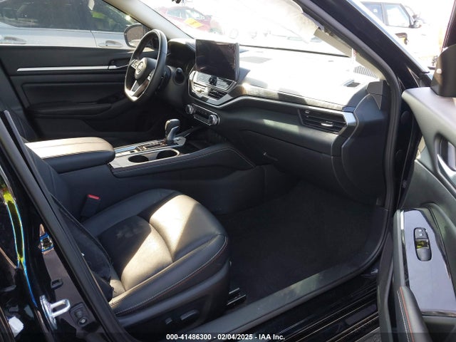 1N4BL4CW1RN328072 Nissan Altima Sr Intelligent Awd