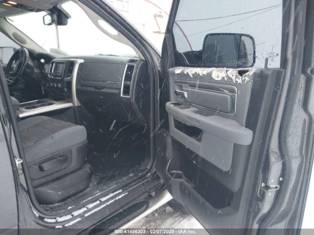 3C6UR5DL7JG289830 RAM 2500 Big Horn  4x4 6'4 Box