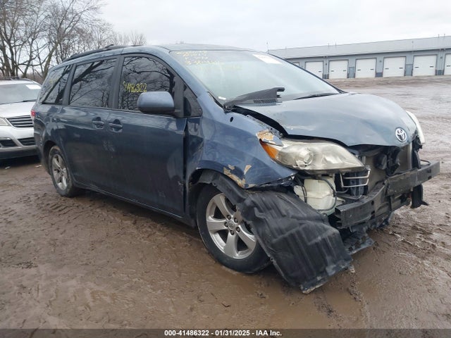 Продаж на аукціоні авто 2013 Toyota Sienna Le V6 8 Passenger, vin: 5TDKK3DC4DS330445, номер лоту: 41486322