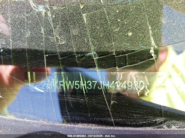 2HKRW5H37JH424930 Honda CR-V LX