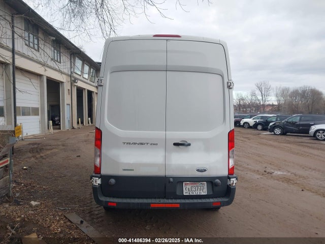 Ford Transit-250 2015 1FTNR2XG6FKB09053 Image 16