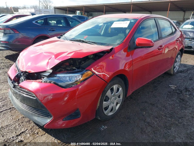 Toyota COROLLA LE 2018 2T1BURHEXJC064457 Image 2