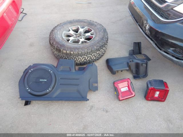 1C4HJXFG3LW244451 Jeep Wrangler Unlimited Rubicon 4x4