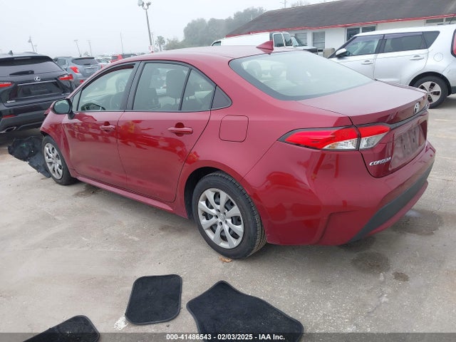 Toyota COROLLA LE 2022 JTDEPMAE7NJ217372 Image 3