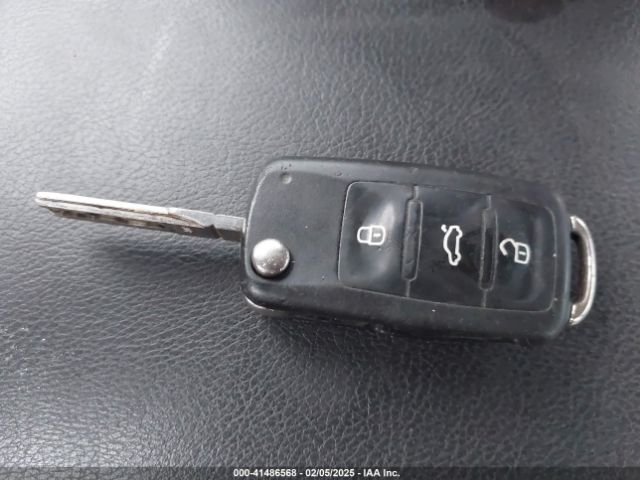1VWAS7A38GC041336 Volkswagen Passat 1.8t S